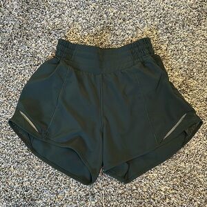 Lululemon Hotty Hot Shorts High-Rise Lined Short 2.5" Legacy Green Size 0